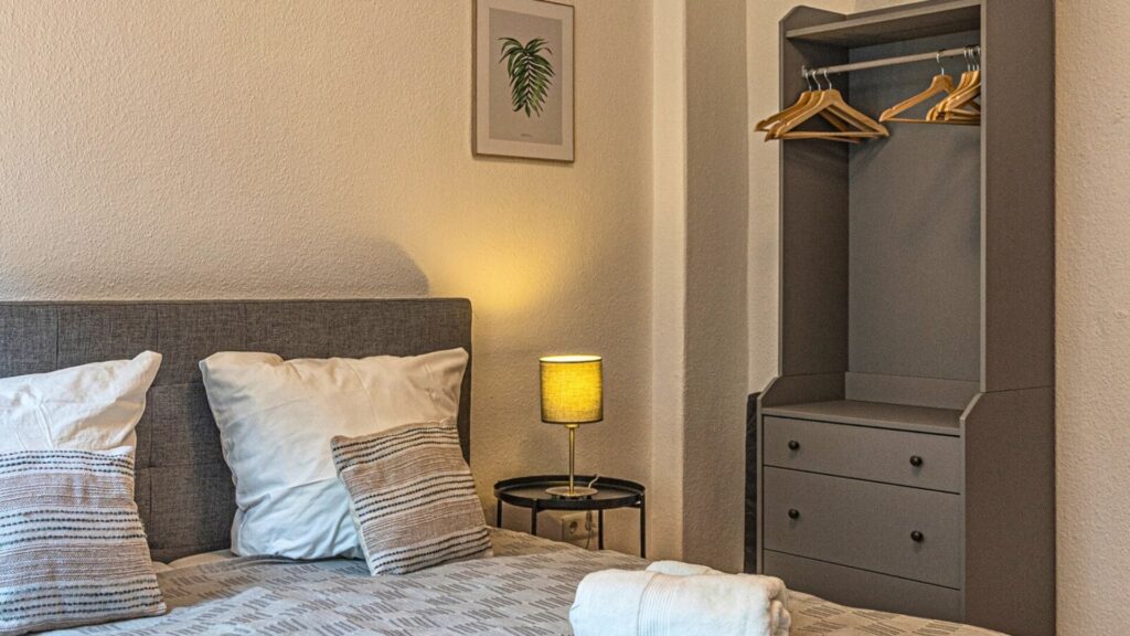 Ferienwohnungen in Magdeburg mieten mit Blue Chili Apartments. Ferienwohnung 23 Ansicht.