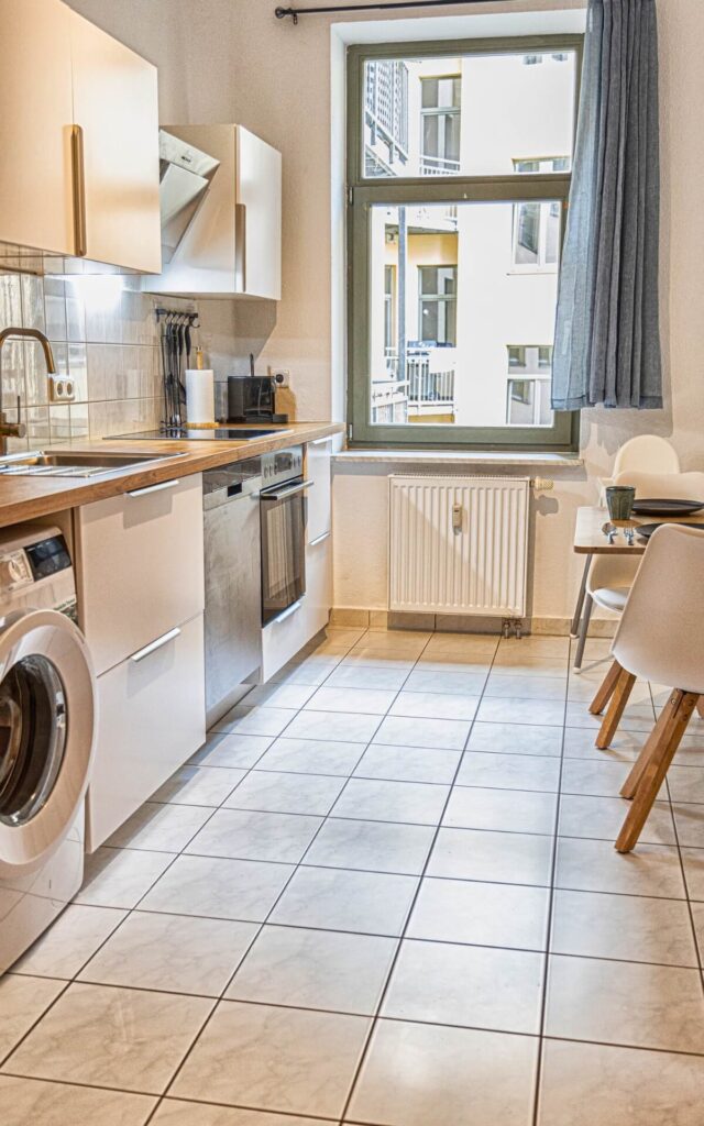 Ferienwohnungen in Magdeburg mieten mit Blue Chili Apartments. Ferienwohnung 23 Ansicht.